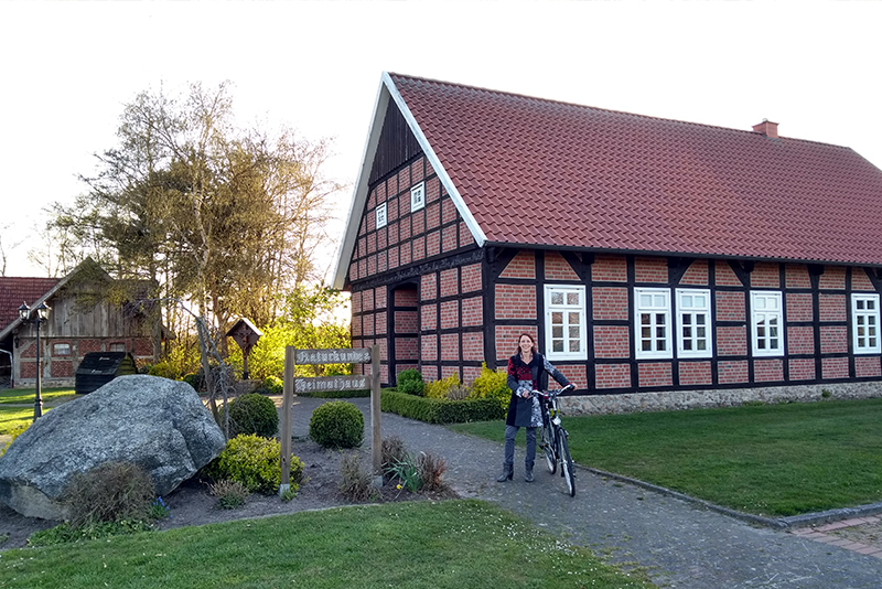 Martina Schuemers Tour04 21